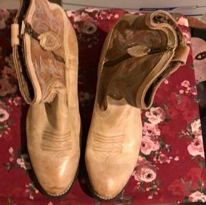 Ariat boots size 11